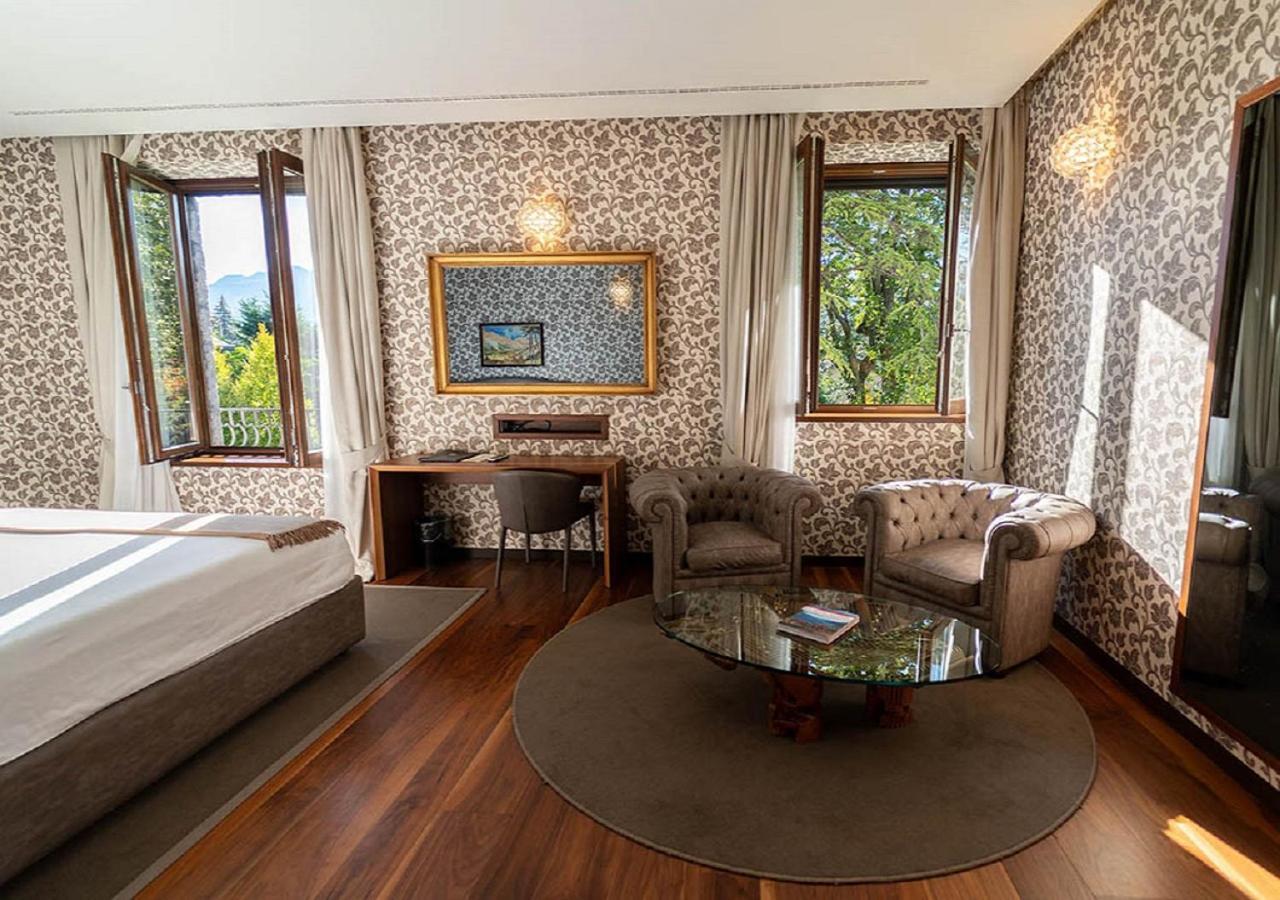 Villa Lario Resort Mandello Mandello del Lario Exterior foto